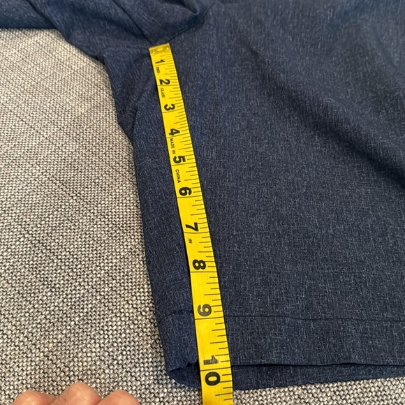 Under Armour, heatgear shorts, 32”, heather blue - Picture 6 of 6